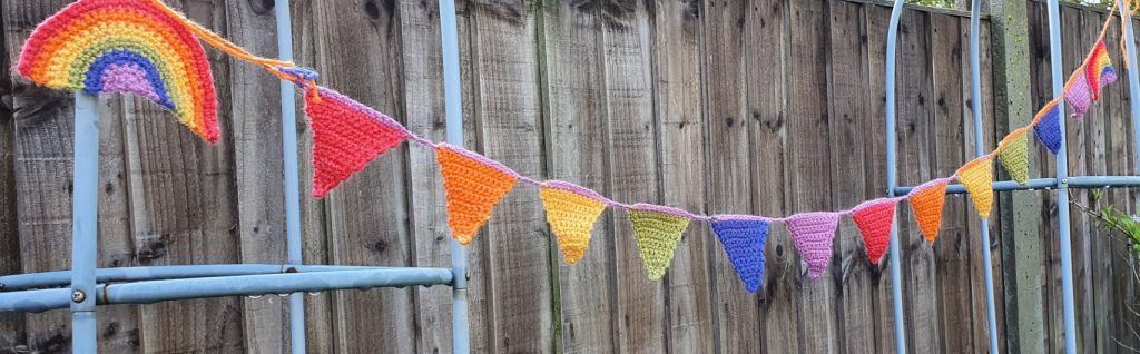 Rainbow_Bunting_Crochet