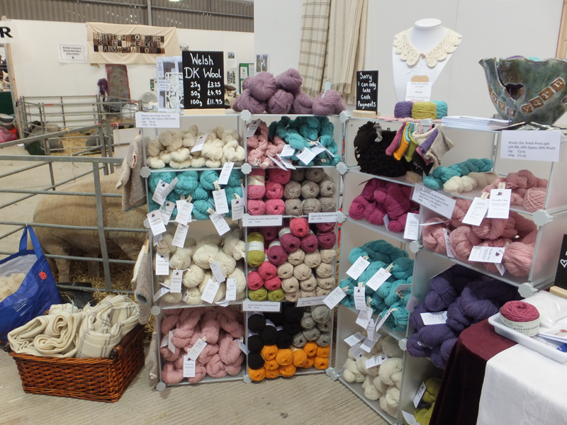 Woolly-Chic-wool